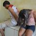 Casal mata homem a facadas em via pública e é linchado por populares
