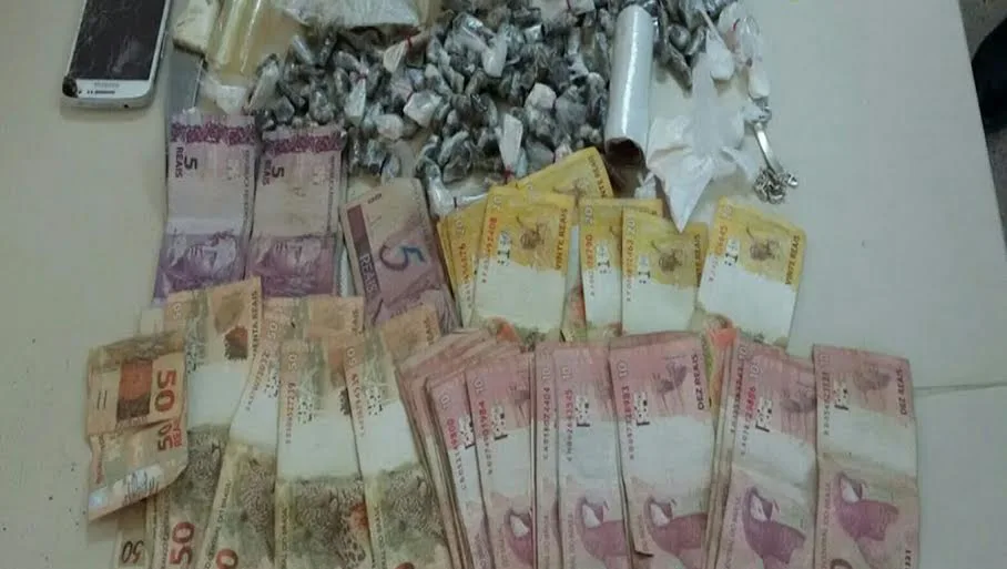 Três irmãos e um comparsa são presos durante operação policial