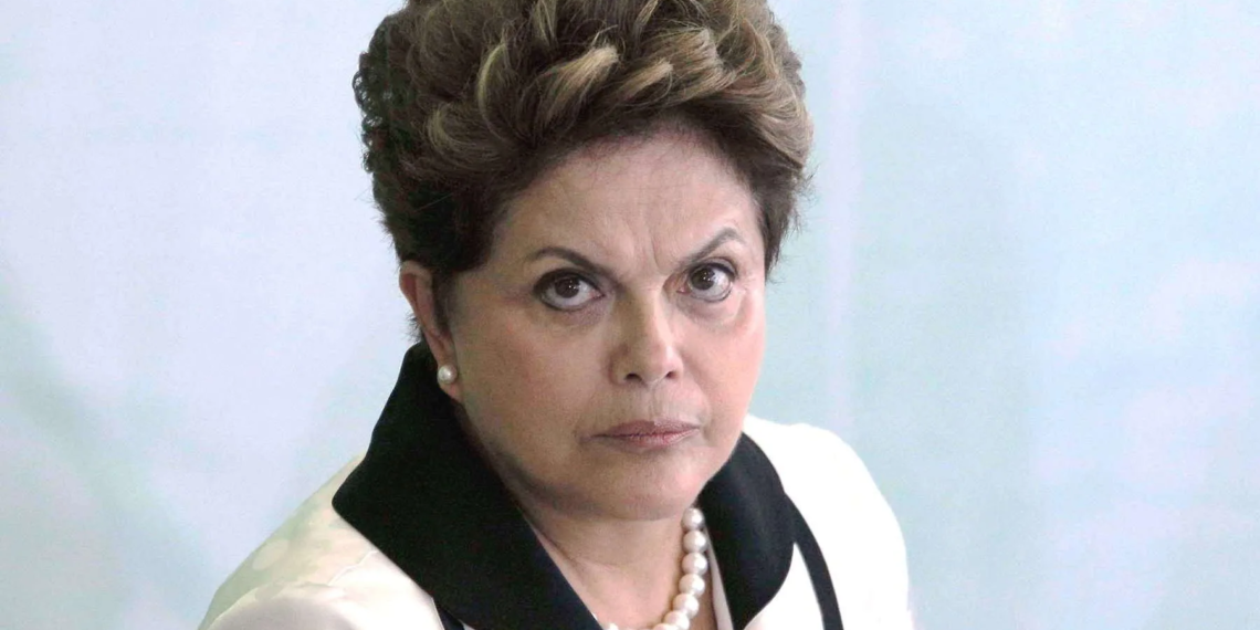 'Obstruir é crime', diz Dilma sobre bloqueio de rodovias em protesto