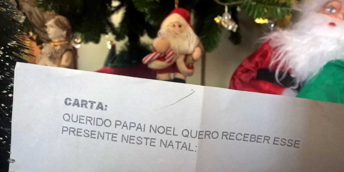 Em Rio Branco, mais de 1.700 crianças escreveram para o Papai Noel dos Correios. (Foto: Victor Augusto)