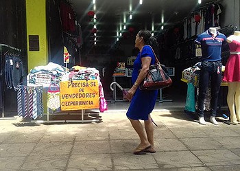 Número de ofertas de vagas temporárias sofreu uma queda em relação ao ano passado. (Foto: Bruna Lopes/ A GAZETA)