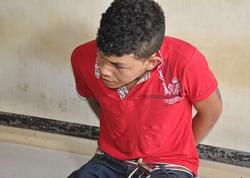 Denúncia anônima leva polícia a um laboratório de refino de cocaína