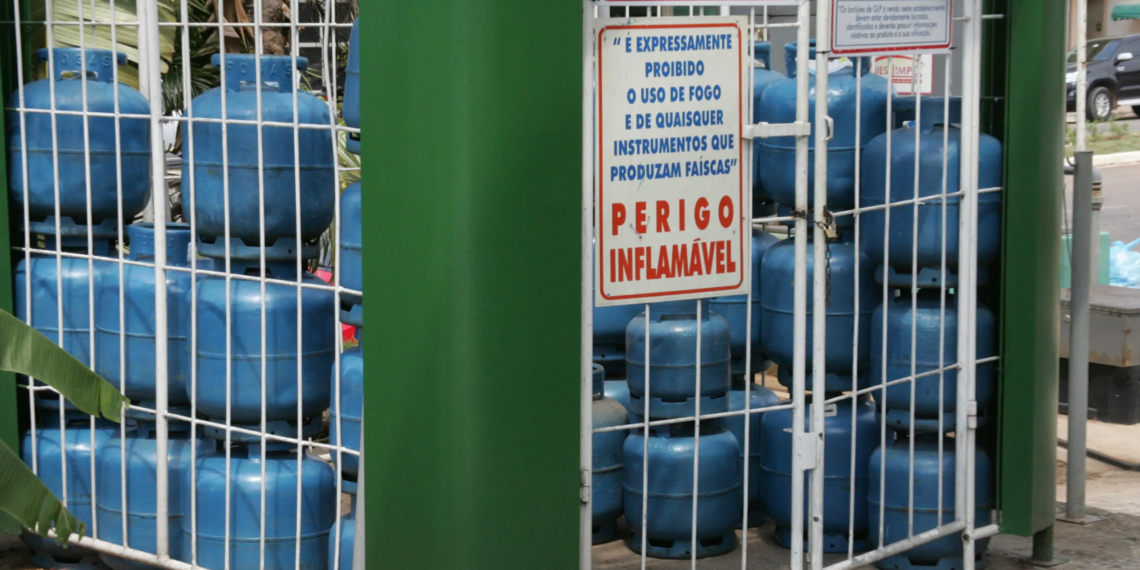 Apesar do reajuste, Sindigas afirma que botija de gás de 13 quilos não terá aumento