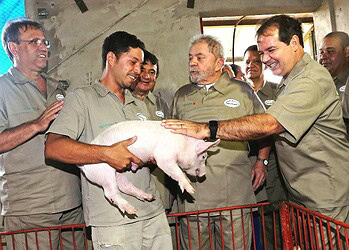 Inauguração do Complexo de Suinocultura é marcada com a presença do ex-presidente Lula