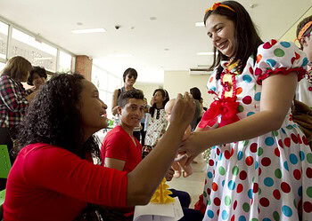 Sexta edição do projeto ArteCura realizado no Huerb foi encerrado nesta quarta-feira, 23