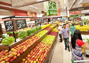 Véspera do Ano Novo deve movimentar supermercados na Capital, aposta associação