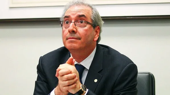 Cunha estranha ação da PF, reafirma inocência e descarta hipótese de renúncia
