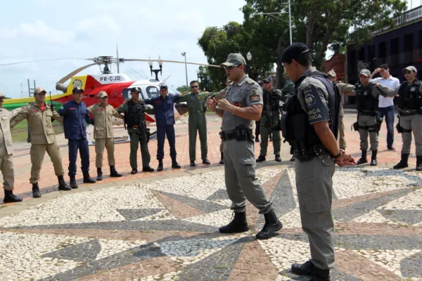 Segurança nas ruas durante período de natal e ano novo