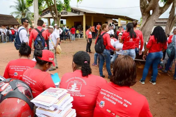 Bairro com alto índice de infestação do Aedes aegipty recebe mutirão de limpeza