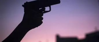 Homem morre após ser baleado em festa