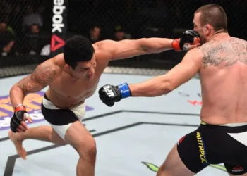 Com direito a pedido de casamento, Bodão vence a terceira no UFC