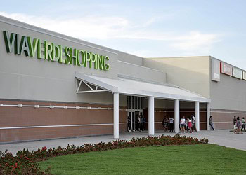 Procon multa shopping por cobrança indevida em estacionamento