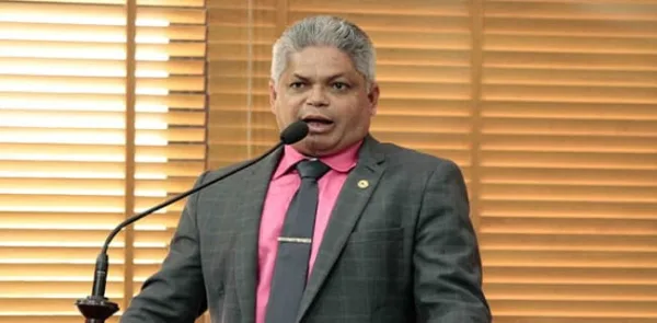 Deputado acredita que bandidos estejam usando sistema eletrônico para roubar caminhonetes no Acre