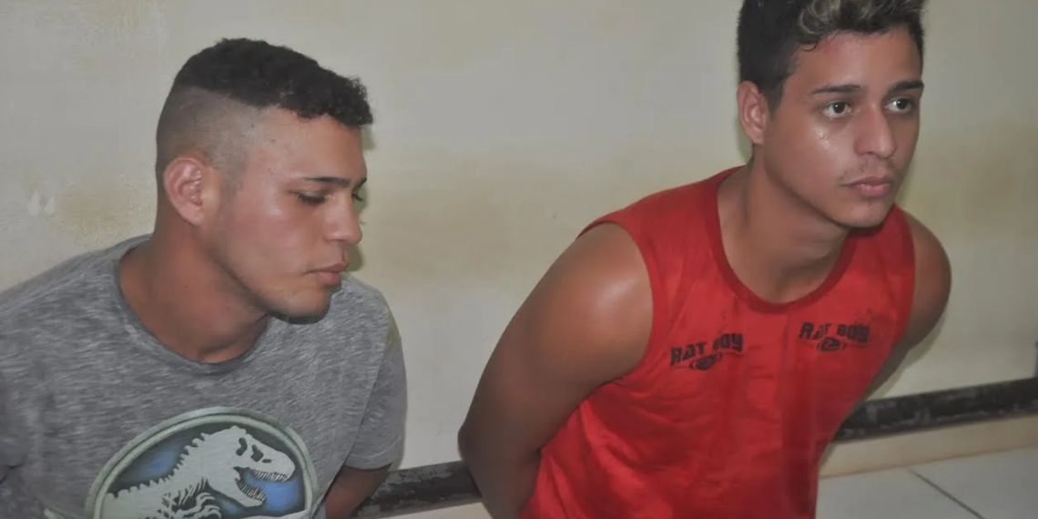 Dupla é presa após assaltar sorveteria