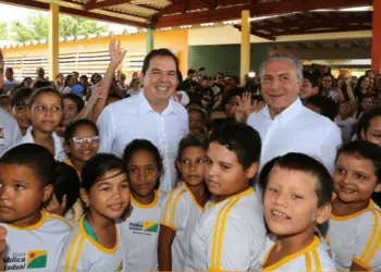 Tião Viana e Michel Temer participam do lançamento da campanha Escola Sem Zika