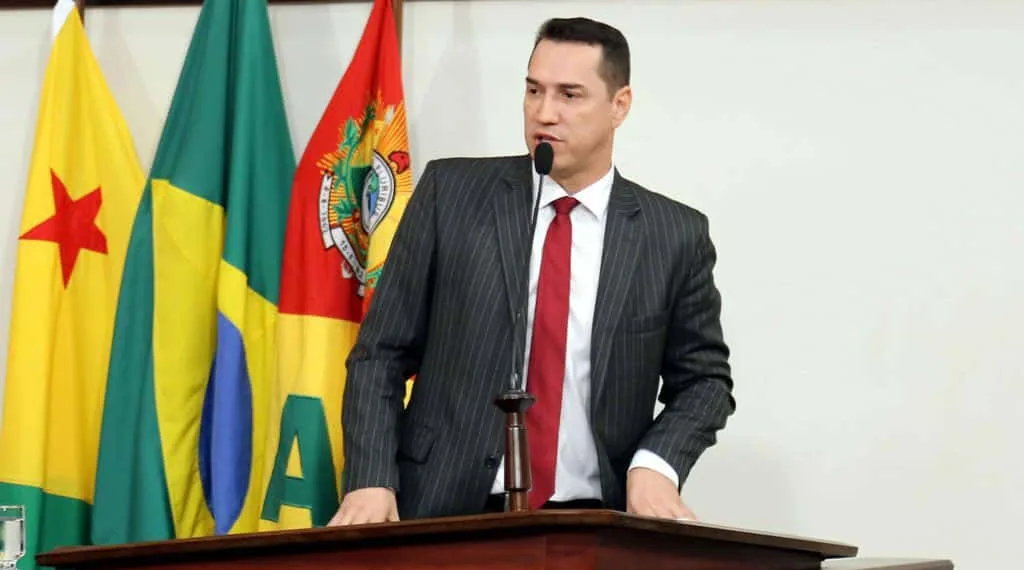 Em primeira sessão do ano, Ney Amorim destaca transmissão dos trabalhos legislativos pela TV Aleac