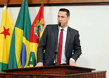 Em primeira sessão do ano, Ney Amorim destaca transmissão dos trabalhos legislativos pela TV Aleac