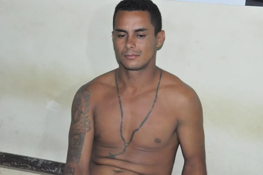 Traficante ‘se enrola’ e é preso no bairro Alto Alegre