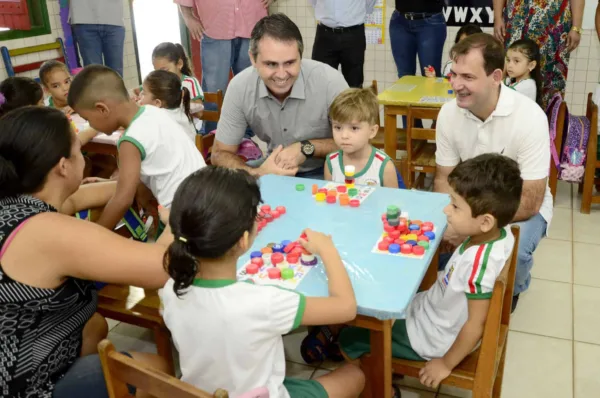 “Educação é nossa maior política”, diz Marcus Alexandre na abertura do ano letivo 2016
