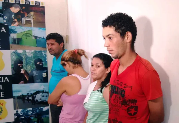 PC cumpre mandados de prisão e apresenta quatro presos