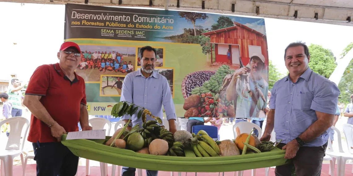 Entrega visa fortalecer a agricultura  familiar e melhorar a qualidade de vidas das famílias