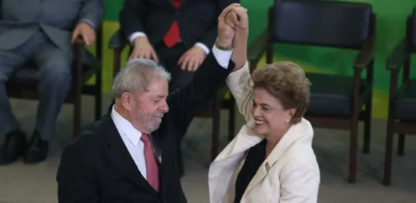 Juiz do DF suspende posse de Lula como ministro