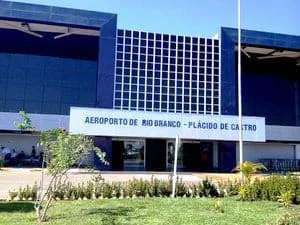 Mau tempo foi motivo para cancelamento de quatro voos que chegavam a Rio Branco