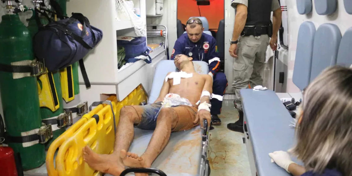 Assaltante é baleado durante perseguição com polícia