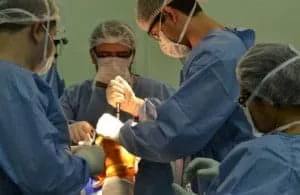 Mutirões de cirurgias ortopédicas serão realizados em abril e maio