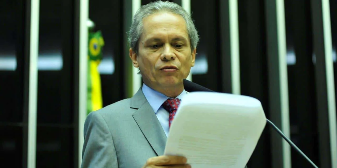 Em discurso na Câmara, Angelim defende políticas de Economia Solidária