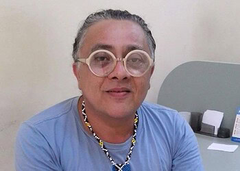 Filho leva tiro na cabeça ao tentar defender a mãe em assalto