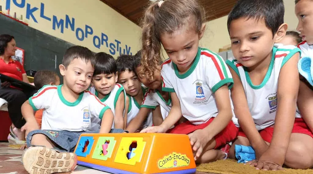 Com pesquisa da Unesco, revista destaca educação inclusiva em Rio Branco