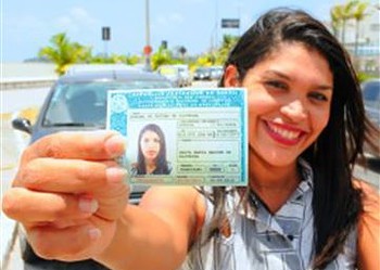 Projeto oferece mudança de categoria na CNH de graça; prazo é até 1º de abril