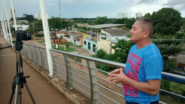 Para eternizar histórias, moradores produzem um documentário sobre o bairro Cadeia Velha