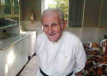 Em estado grave e na UTI, padre Paolino é diagnosticado com pneumonia