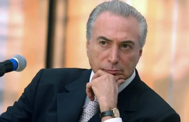 Temer pede para se defender separadamente de Dilma no TSE