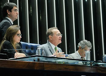 Senadores aprovam aumento de punição para quem bloquear vias públicas