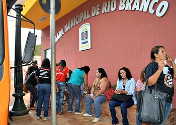 Após ajustes no edital, Câmara reabre concurso para vaga de procurador
