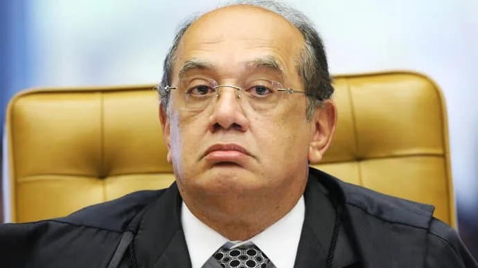 Gilmar Mendes é eleito novo presidente do TSE