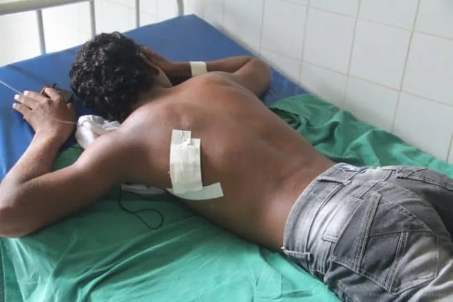 Rapaz de 16 anos é esfaqueado dentro de escola, em Brasiléia