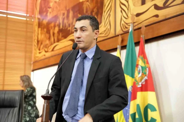 Jesus Sérgio pede que Dnit decrete situação de emergência na BR-364
