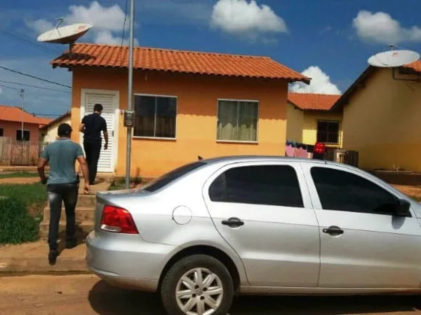 Após a invasão de 13 casas populares, Polícia Militar deve reforçar segurança