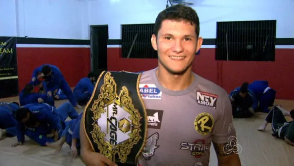 Lutador de MMA é expulso de competição e afastado da academia