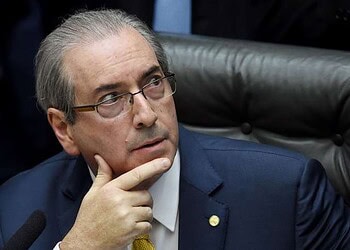 “Não escondi nada”, diz Cunha, em defesa na Comissão de Ética