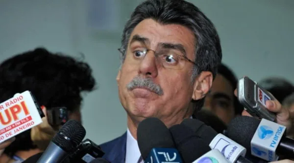 Ministro Romero Jucá anuncia que deixa o cargo a partir desta terça