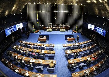 Parlamentares comentam sobre votação do processo de impeachment no Senado