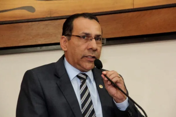 Heitor Junior pede isenção de ICMS na compra de armas de fogo por policiais