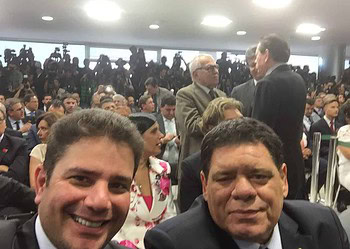 Flaviano Melo vai à posse de ministros