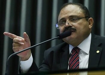 Maranhão diz à Mesa Diretora que decide sobre renúncia até esta quarta