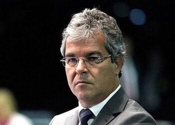 “Com a queda do Eduardo Cunha o impeachment fica desmoralizado”, disse Jorge Viana